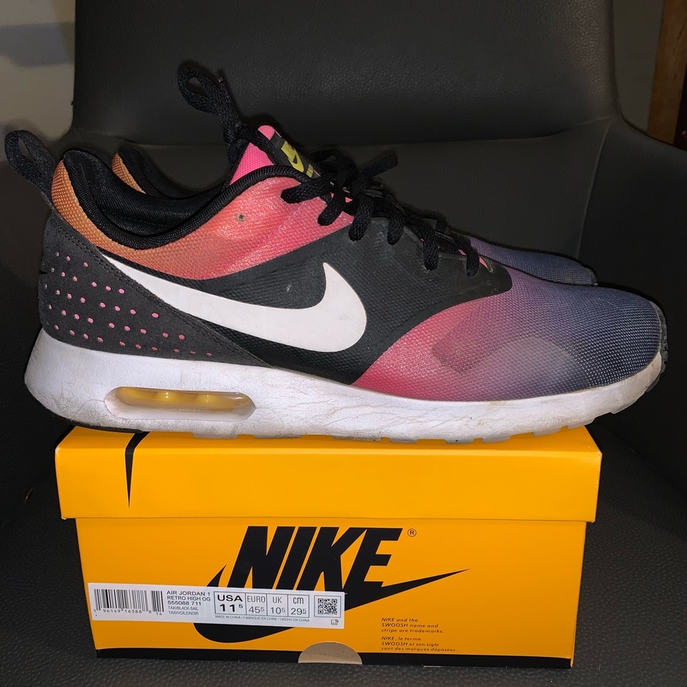 Nike Air Max Tavas Mulitcolor Sunset Purple Men’s Casual Athletic Sneakers